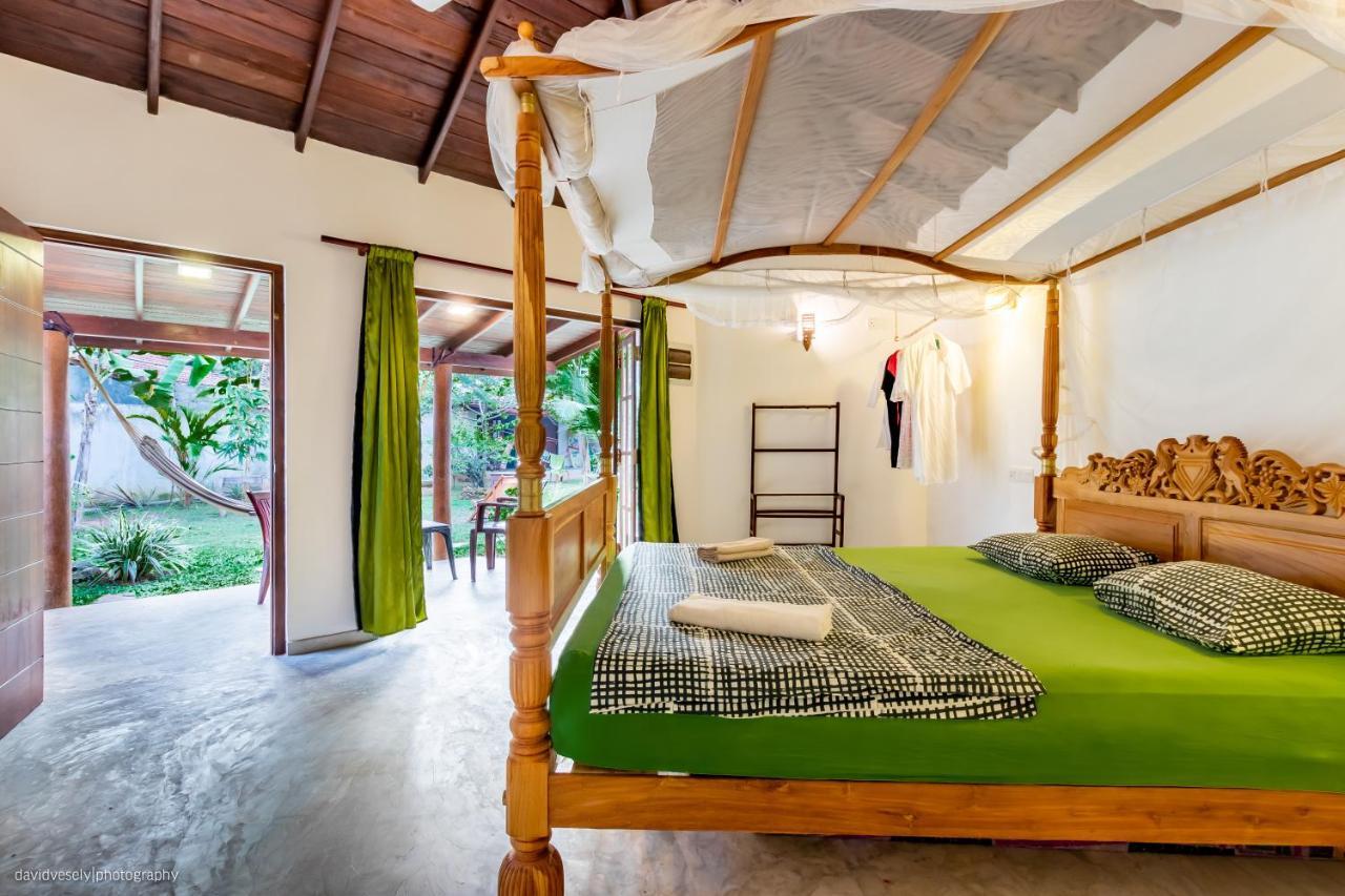Dorian Guest House And Restaurant Weligama Exteriör bild