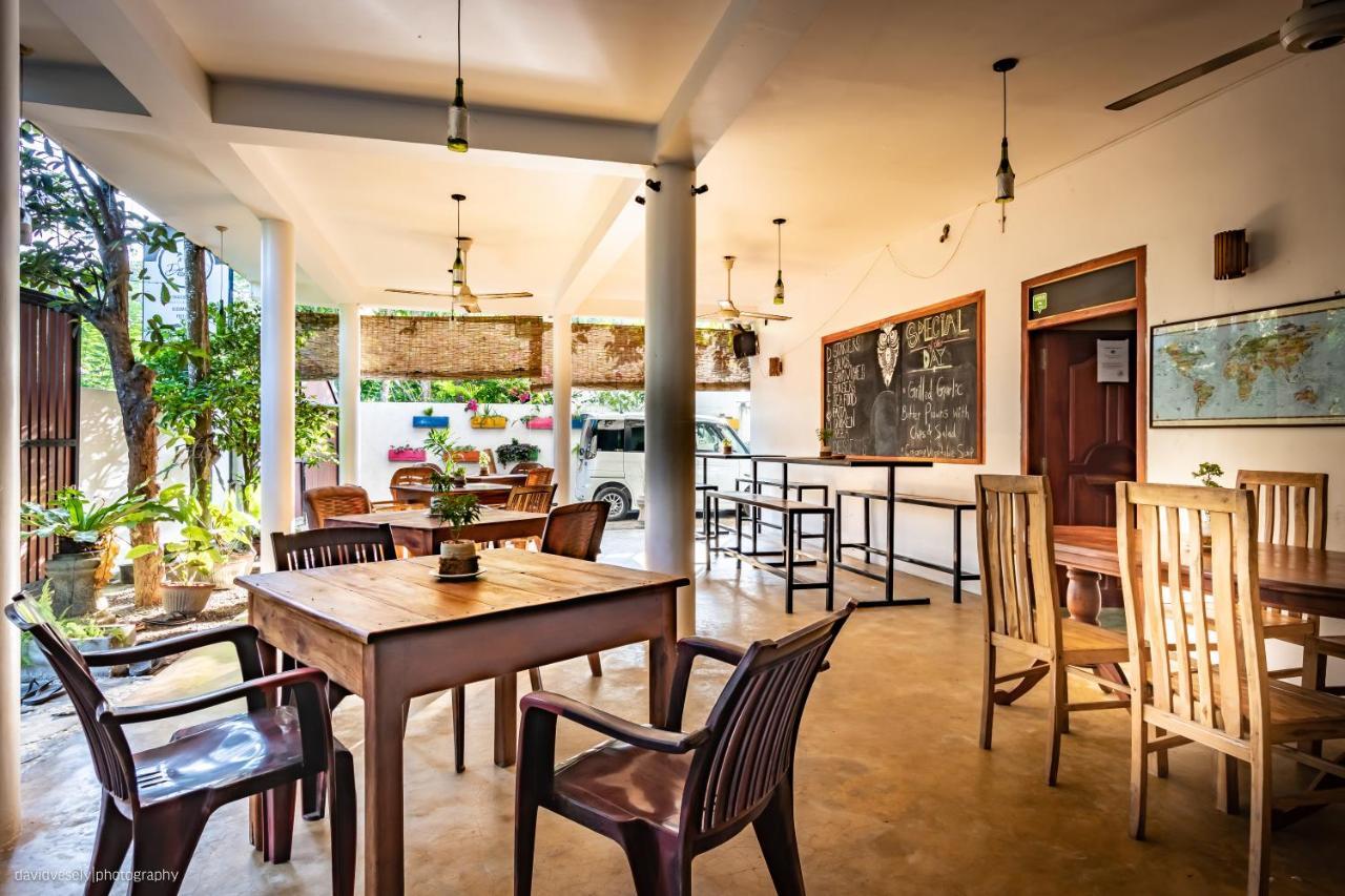 Dorian Guest House And Restaurant Weligama Exteriör bild