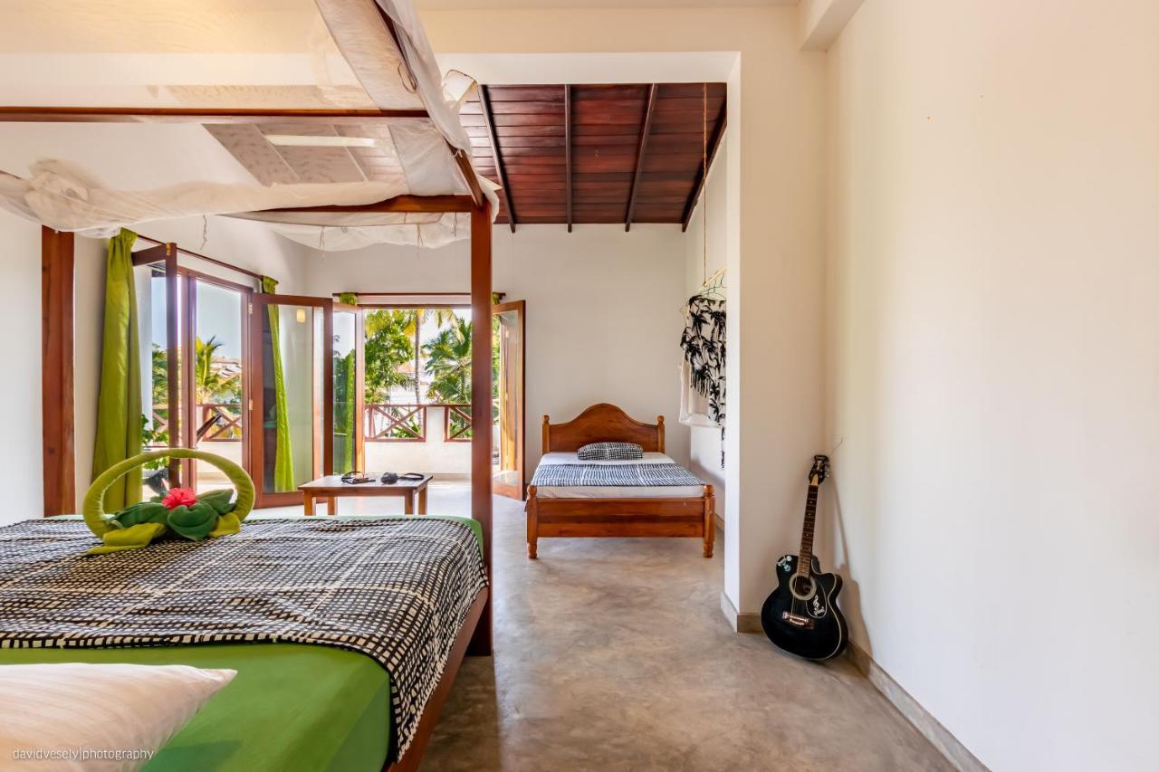 Dorian Guest House And Restaurant Weligama Exteriör bild